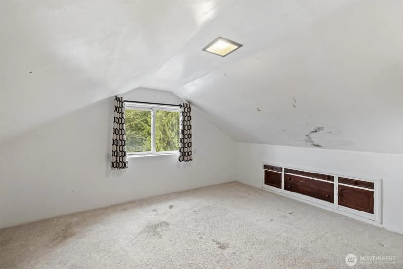 Property photo for 4125 Tracyton Beach Road Nw, Bremerton photo 17