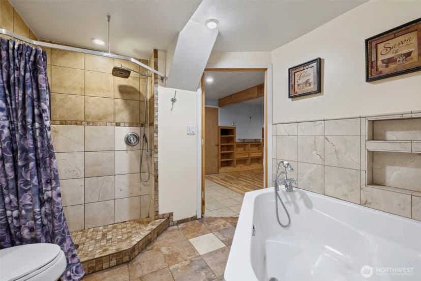 Property photo for 4125 Tracyton Beach Road Nw, Bremerton photo 23