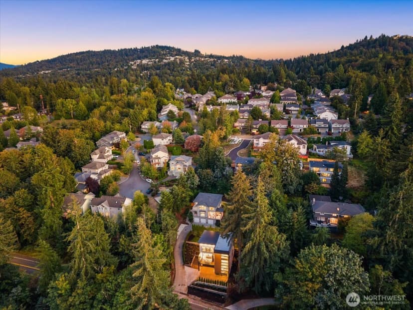 Property photo for 16127 Se 44th Way, Bellevue photo 39