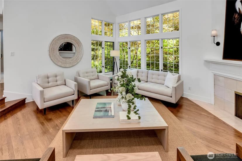Property photo for 8140 Evergreen Lane, Mercer Island photo 6