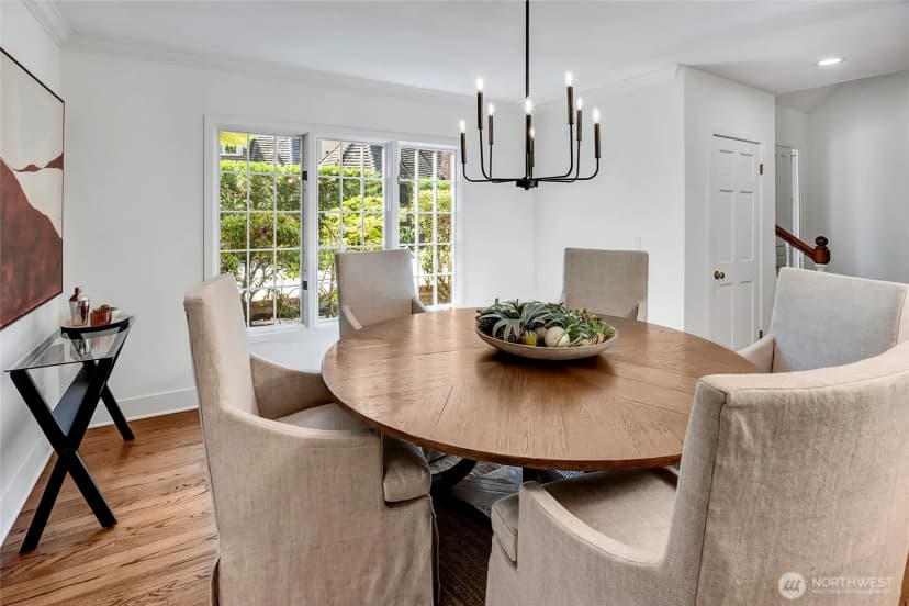 Property photo for 8140 Evergreen Lane, Mercer Island photo 11