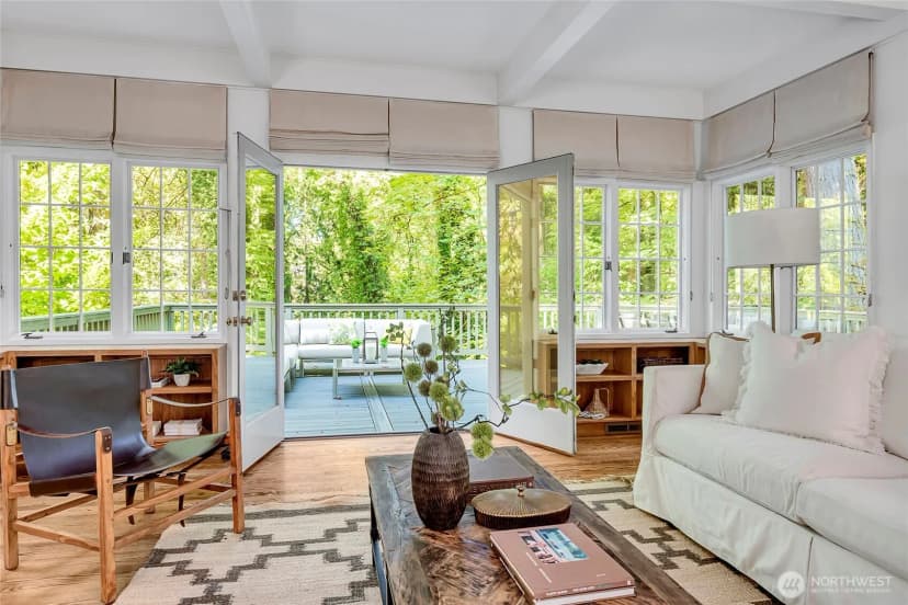 Property photo for 8140 Evergreen Lane, Mercer Island photo 19