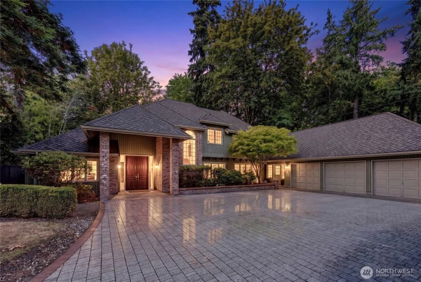 Property photo for 8140 Evergreen Lane, Mercer Island
