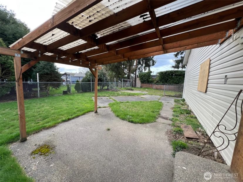 Property photo for 1006 17th Street Se, Auburn photo 15