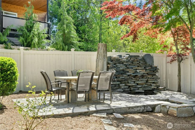 Property photo for 7003 117th Place Ne, Kirkland photo 32