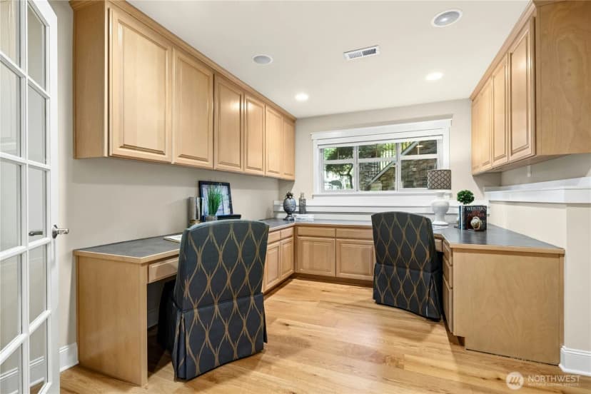 Property photo for 7003 117th Place Ne, Kirkland photo 30
