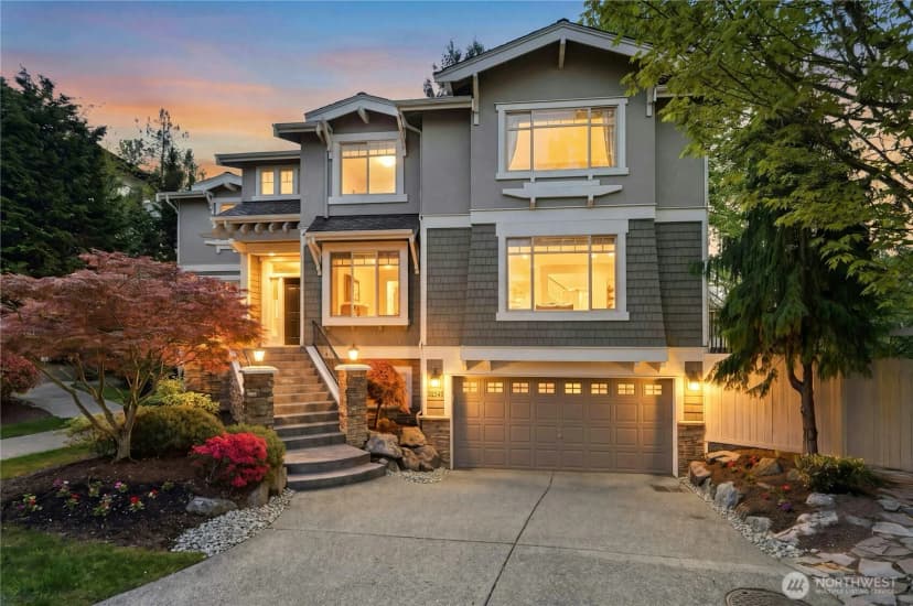 Property photo for 7003 117th Place Ne, Kirkland