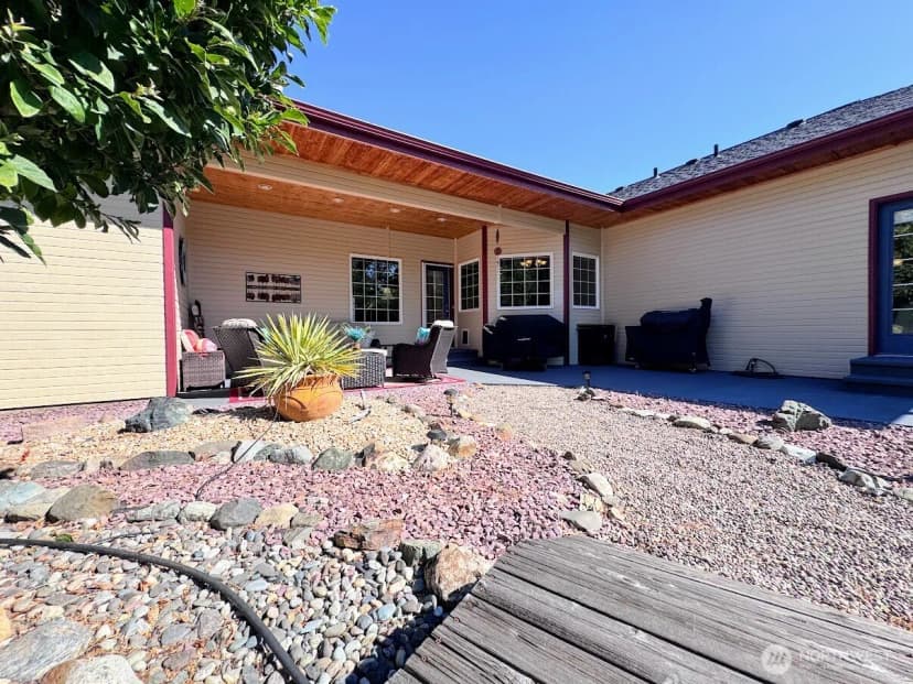 Property photo for 108 N Western Avenue, Wenatchee photo 23