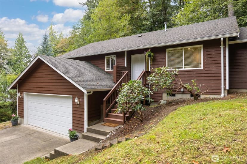 Property photo for 13 Rocky Ridge Drive, Bellingham