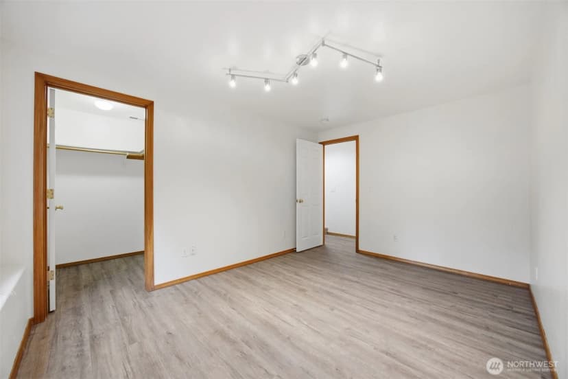 Property photo for 13 Rocky Ridge Drive, Bellingham photo 28