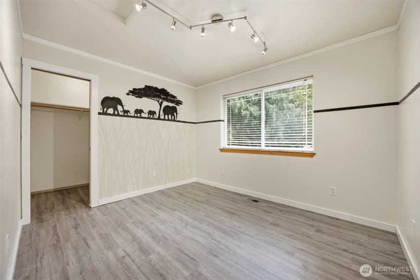 Property photo for 13 Rocky Ridge Drive, Bellingham photo 21