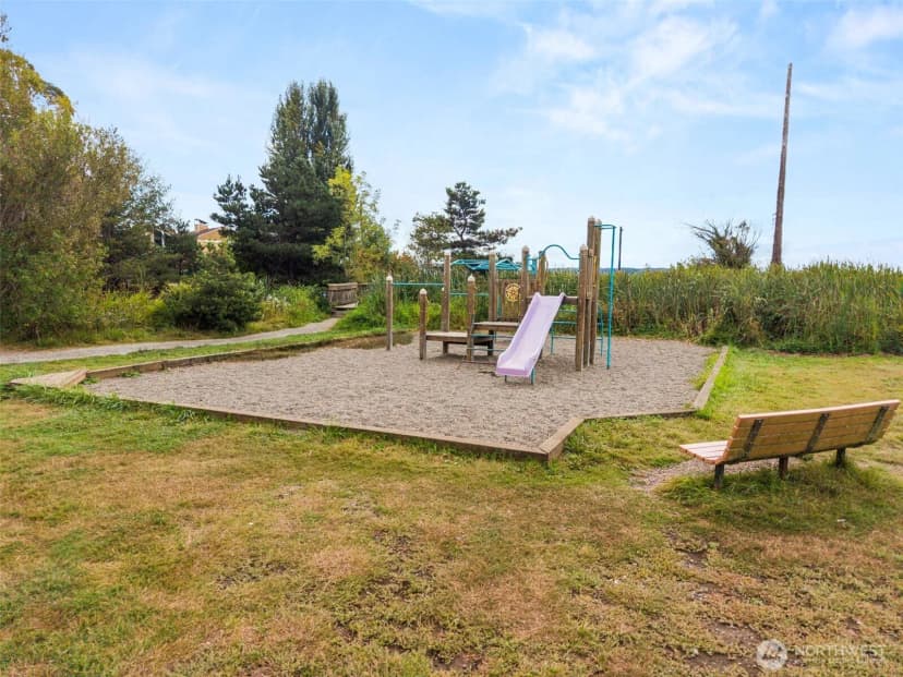 Property photo for 19305 4th Street Sw, Normandy Park photo 33