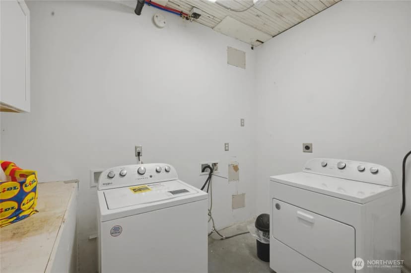 Property photo for 4259 Greenwood Avenue N, Seattle photo 31