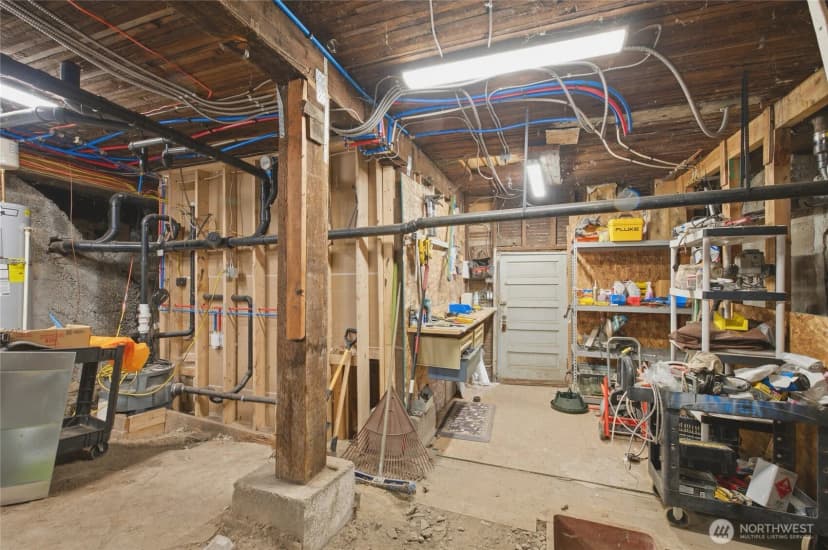 Property photo for 4259 Greenwood Avenue N, Seattle photo 27