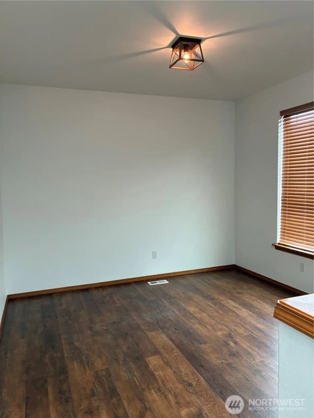 Property photo for 2721 51st Avenue Se, Everett photo 5