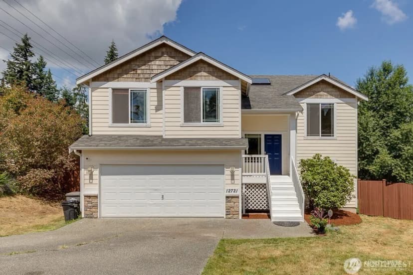 Property photo for 2721 51st Avenue Se, Everett