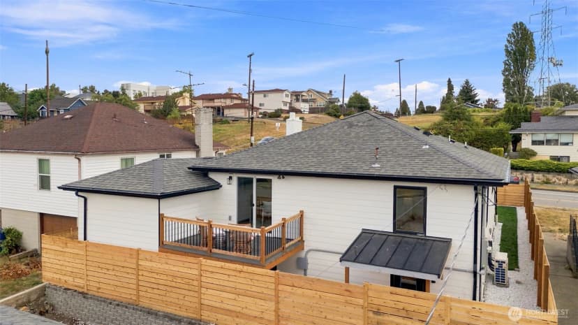 Property photo for 4807 15th Avenue S, Seattle photo 36