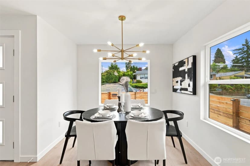 Property photo for 4807 15th Avenue S, Seattle photo 10