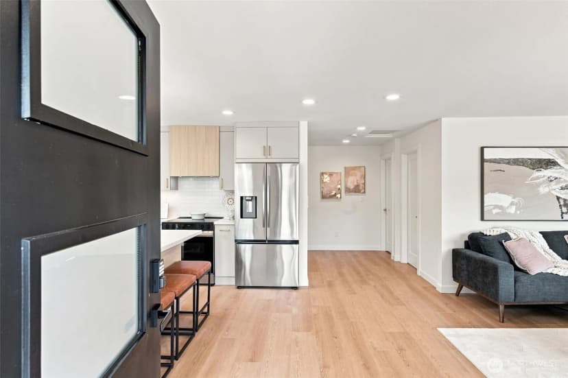Property photo for 4807 15th Avenue S, Seattle photo 6