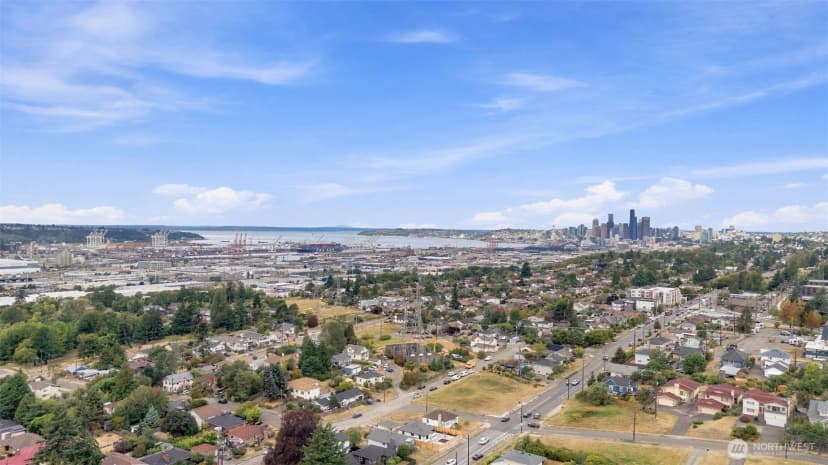 Property photo for 4807 15th Avenue S, Seattle photo 39