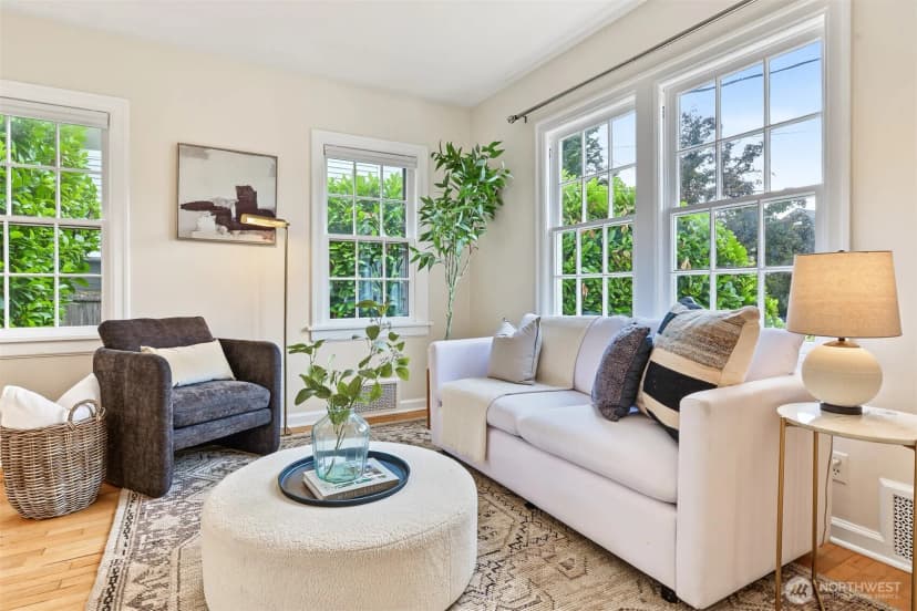 Property photo for 5510 43rd Avenue Ne, Seattle photo 10