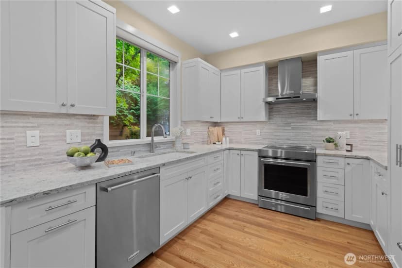 Property photo for 15501 133rd Place Ne #10a, Woodinville photo 12