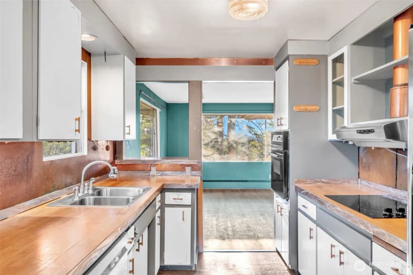 Property photo for 8814 14th Avenue Sw, Seattle photo 10