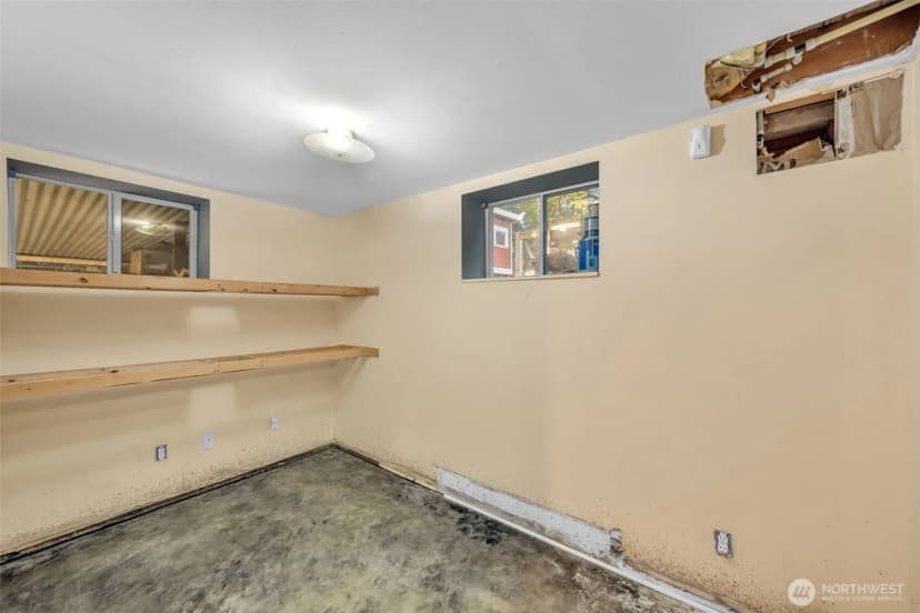 Property photo for 8814 14th Avenue Sw, Seattle photo 26