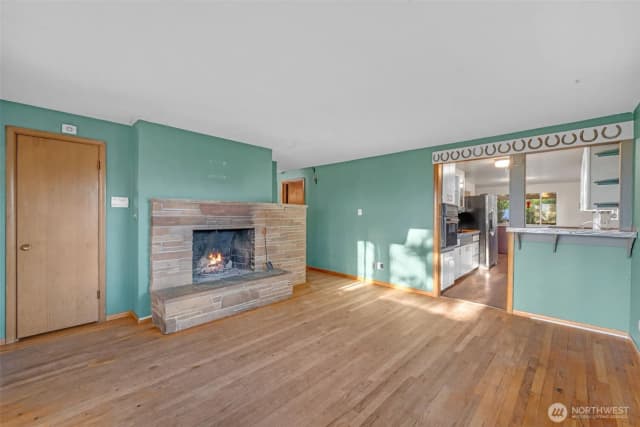 Property photo for 8814 14th Avenue Sw, Seattle photo 3