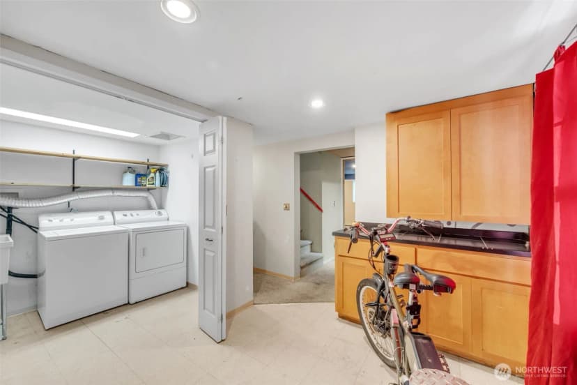 Property photo for 8814 14th Avenue Sw, Seattle photo 18