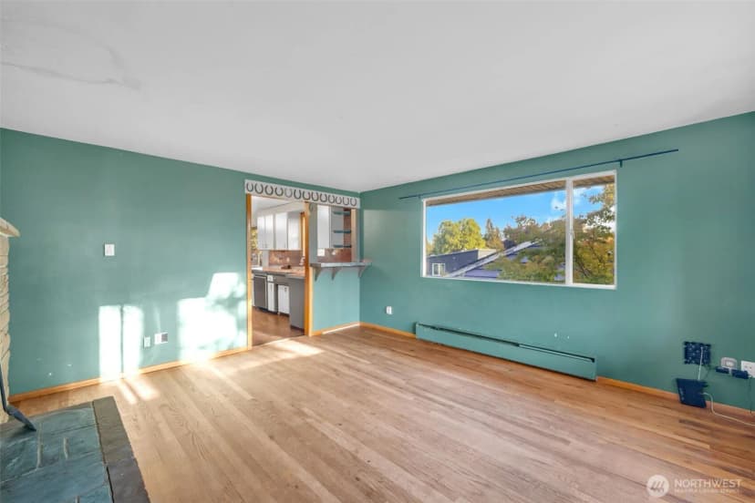 Property photo for 8814 14th Avenue Sw, Seattle photo 2