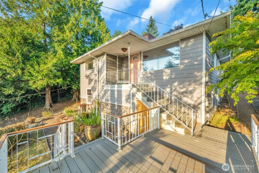 Property photo for 8814 14th Avenue Sw, Seattle