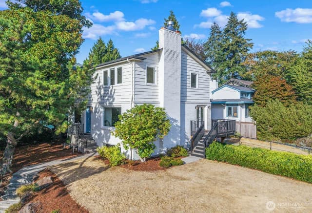 Property photo for 6202 Ravenna Avenue Ne, Seattle