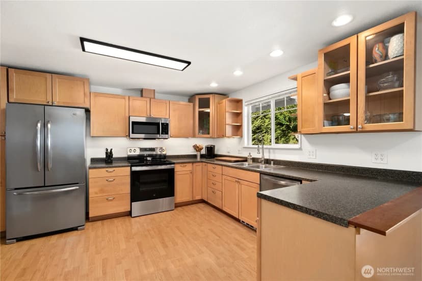 Property photo for 2903 Forest View Court S, Puyallup photo 10