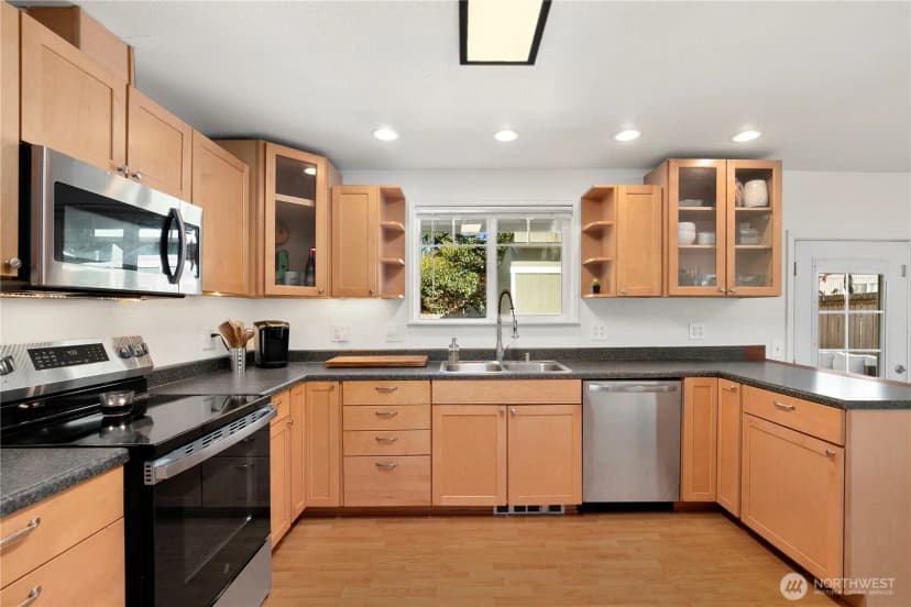 Property photo for 2903 Forest View Court S, Puyallup photo 9
