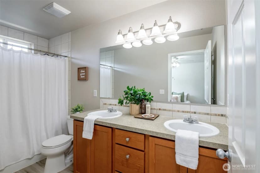 Property photo for 18421 115th Avenue E, Puyallup photo 15