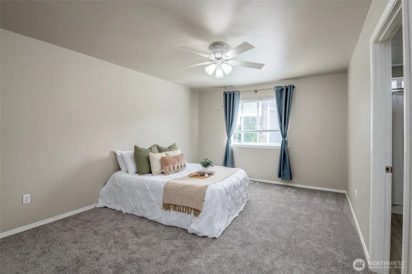 Property photo for 18421 115th Avenue E, Puyallup photo 14