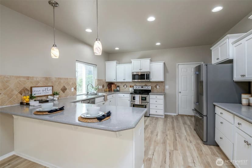 Property photo for 18421 115th Avenue E, Puyallup photo 8