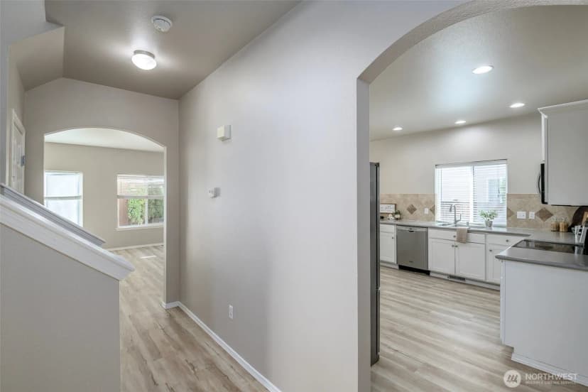Property photo for 18421 115th Avenue E, Puyallup photo 4