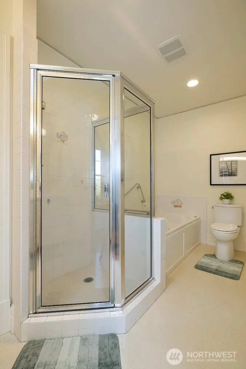 Property photo for 2822 10th Avenue E, Seattle photo 26