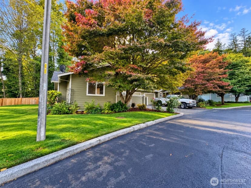 Property photo for 911 Nw Leisure Lane, Bremerton photo 3