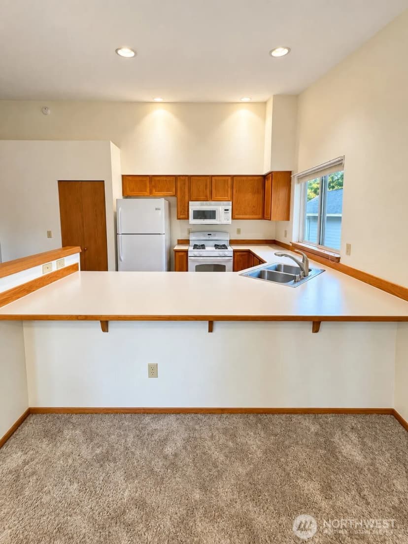 Property photo for 911 Nw Leisure Lane, Bremerton photo 6