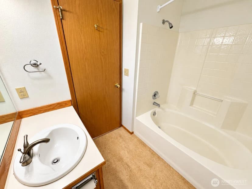 Property photo for 911 Nw Leisure Lane, Bremerton photo 15