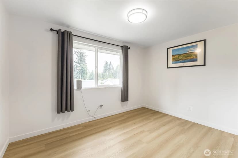 Property photo for 5701 80th Street E, Puyallup photo 17
