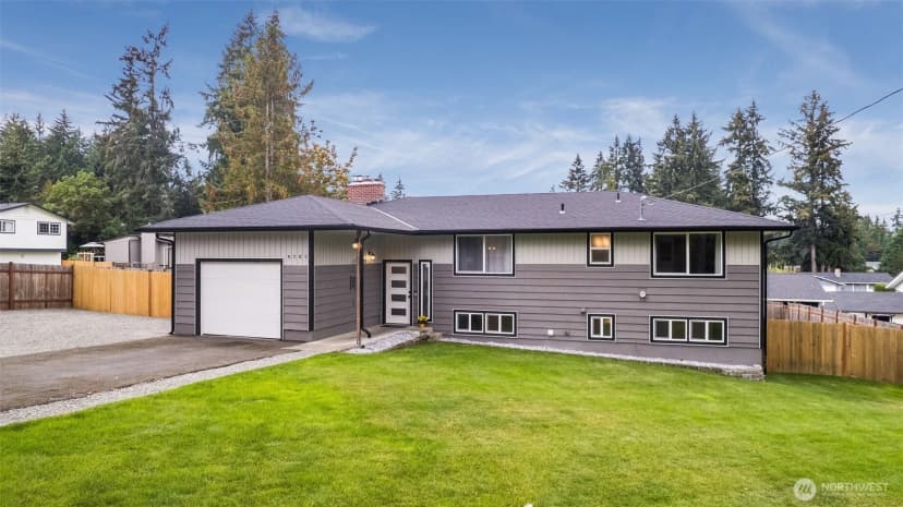 Property photo for 5701 80th Street E, Puyallup photo 2