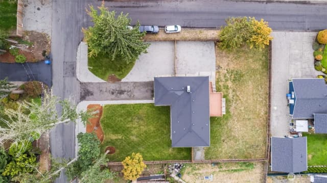 Property photo for 5701 80th Street E, Puyallup photo 4