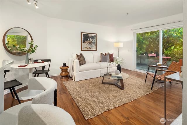 Property photo for 323 Queen Anne Avenue N #217, Seattle photo 2