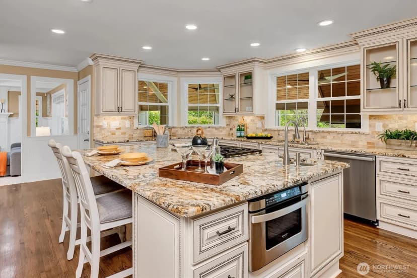 Property photo for 4511 238th Place Se, Sammamish photo 8