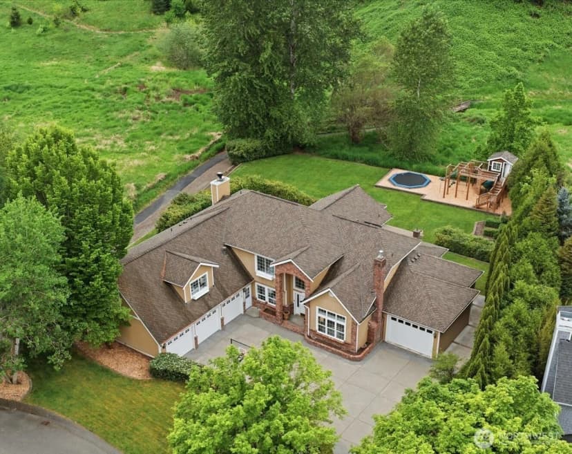 Property photo for 4511 238th Place Se, Sammamish photo 34