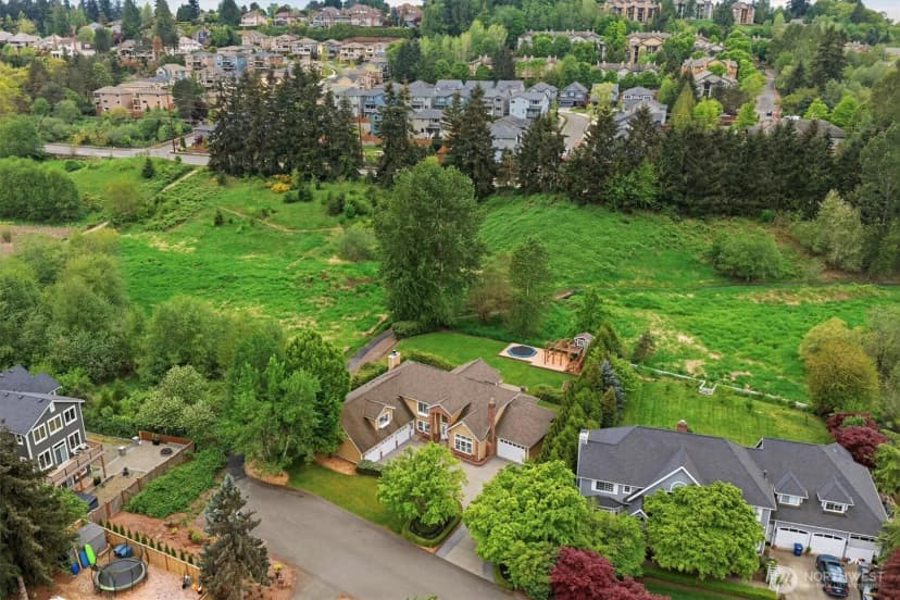 Property photo for 4511 238th Place Se, Sammamish photo 32